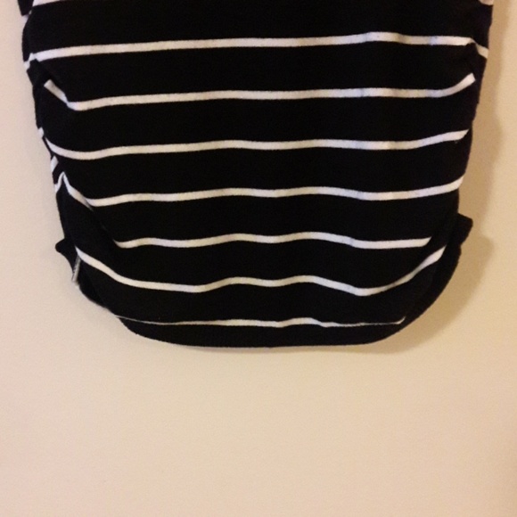 Roz & Ali Black-White Sweater - Picture 5 of 7